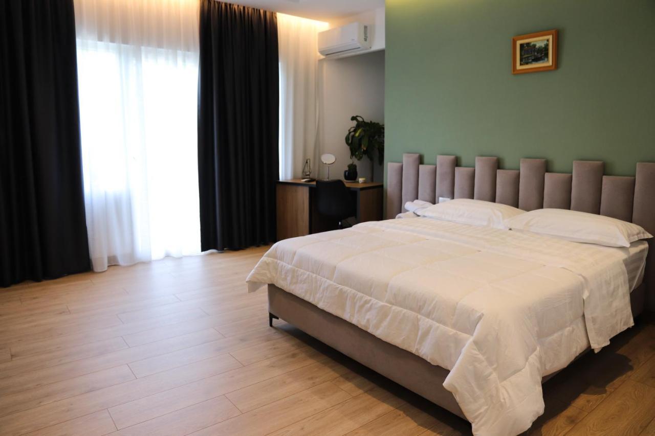 Hotel Blini Shkodër エクステリア 写真
