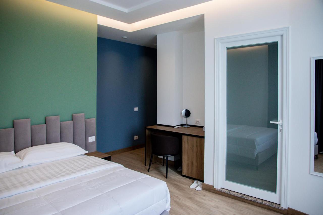 Hotel Blini Shkodër エクステリア 写真