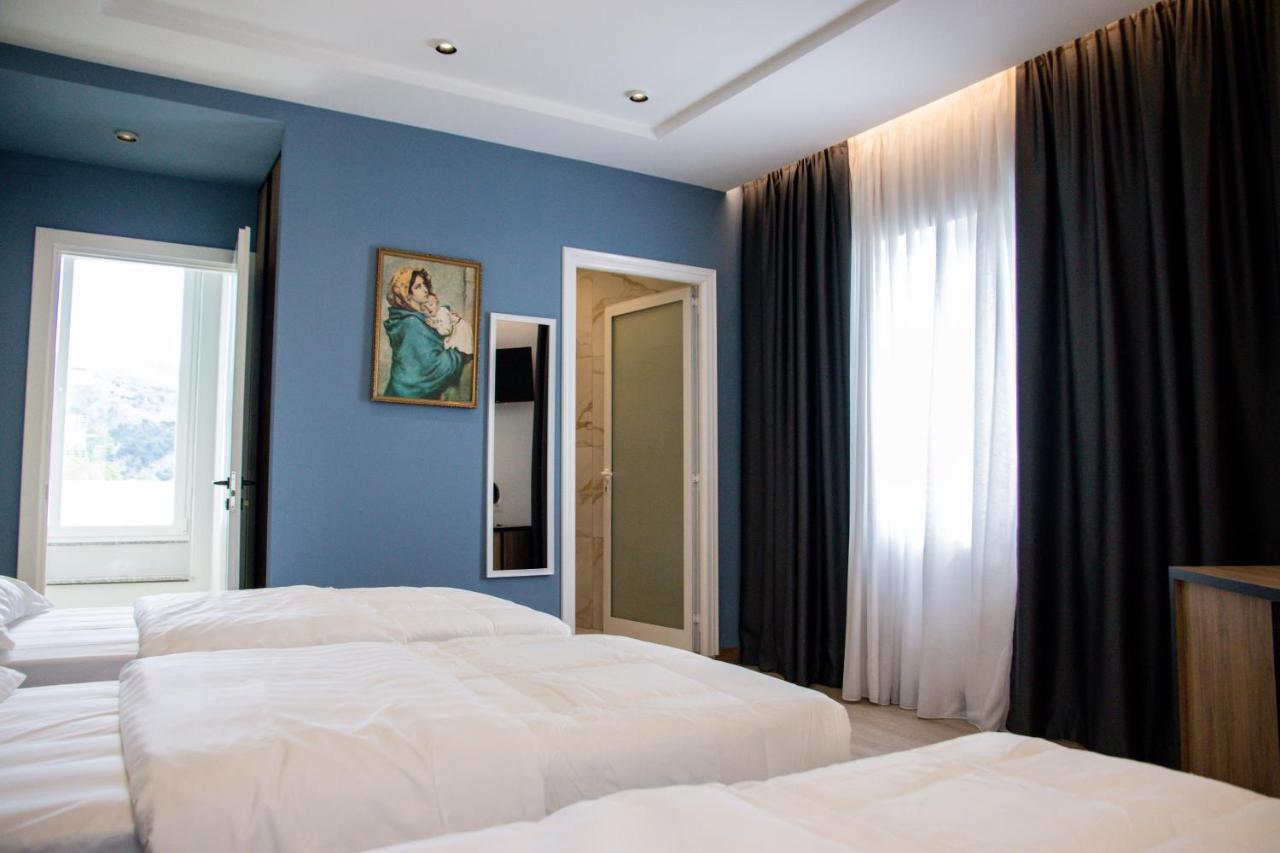Hotel Blini Shkodër エクステリア 写真