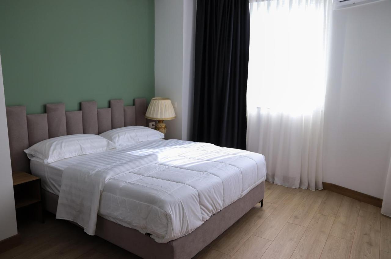 Hotel Blini Shkodër エクステリア 写真