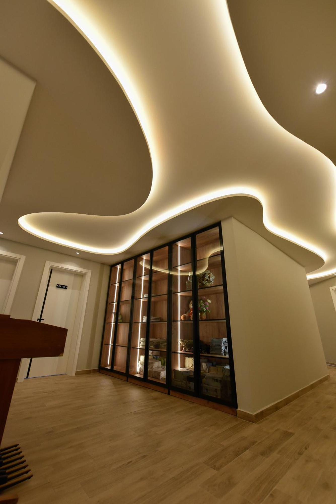 Hotel Blini Shkodër エクステリア 写真