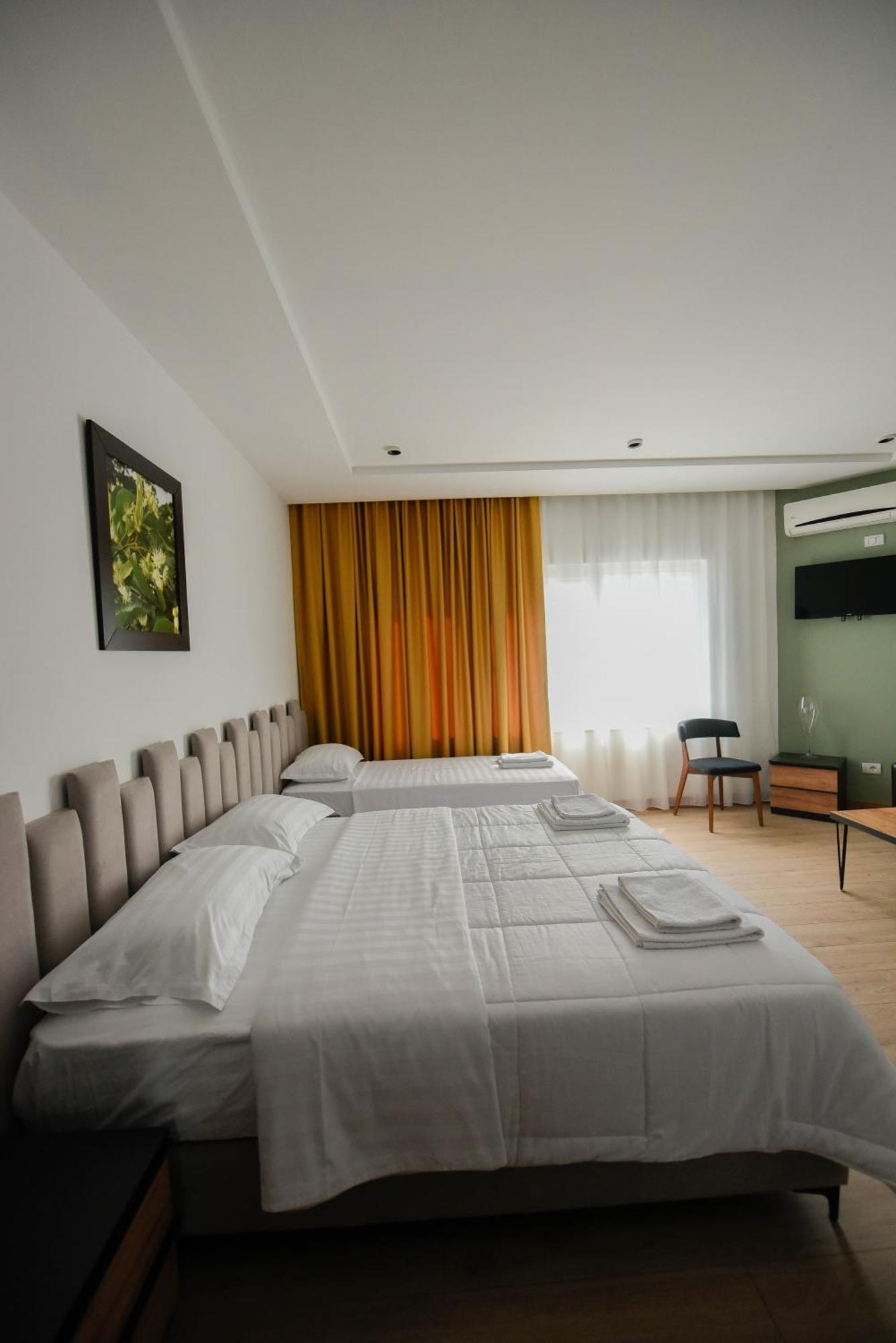 Hotel Blini Shkodër エクステリア 写真