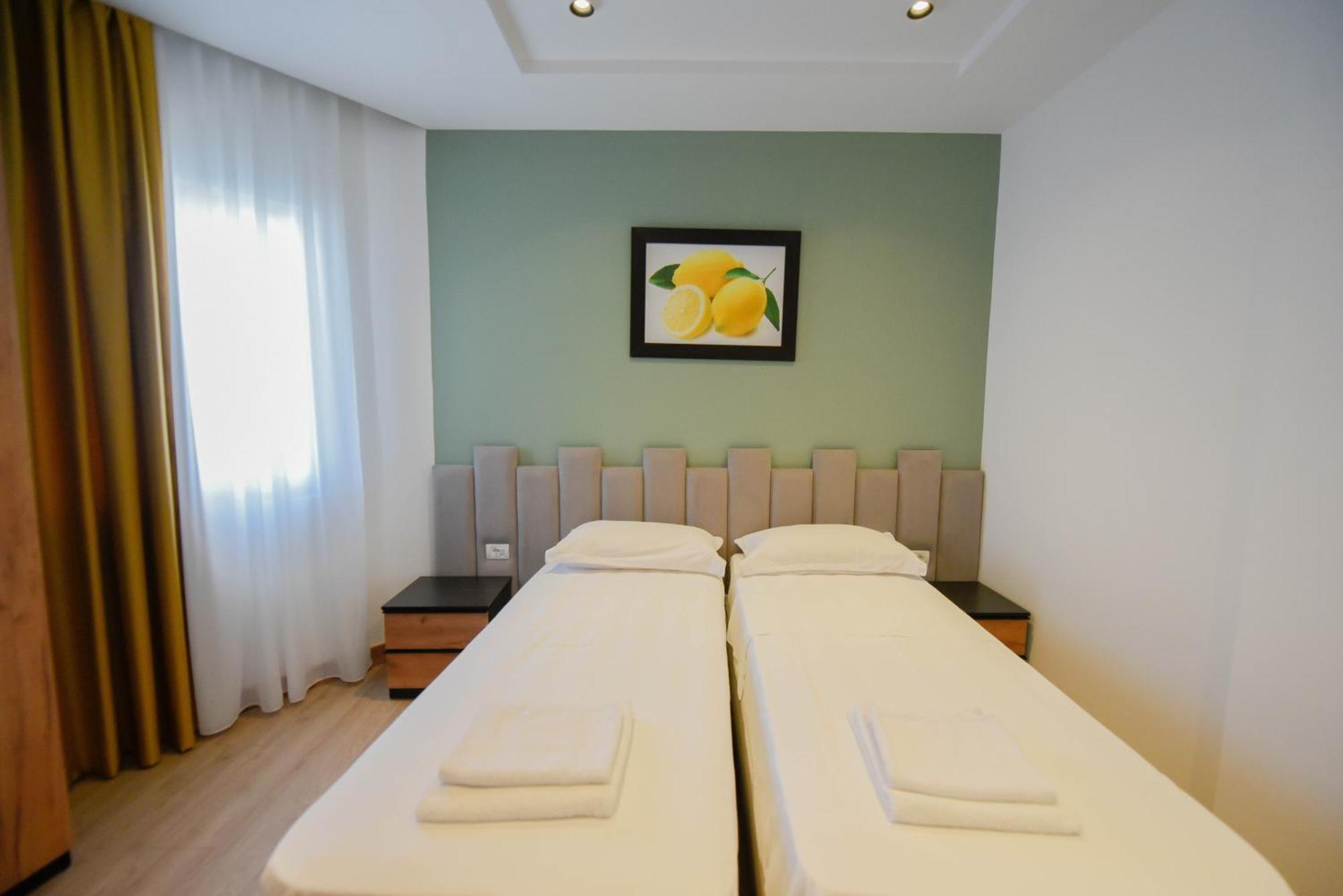 Hotel Blini Shkodër エクステリア 写真