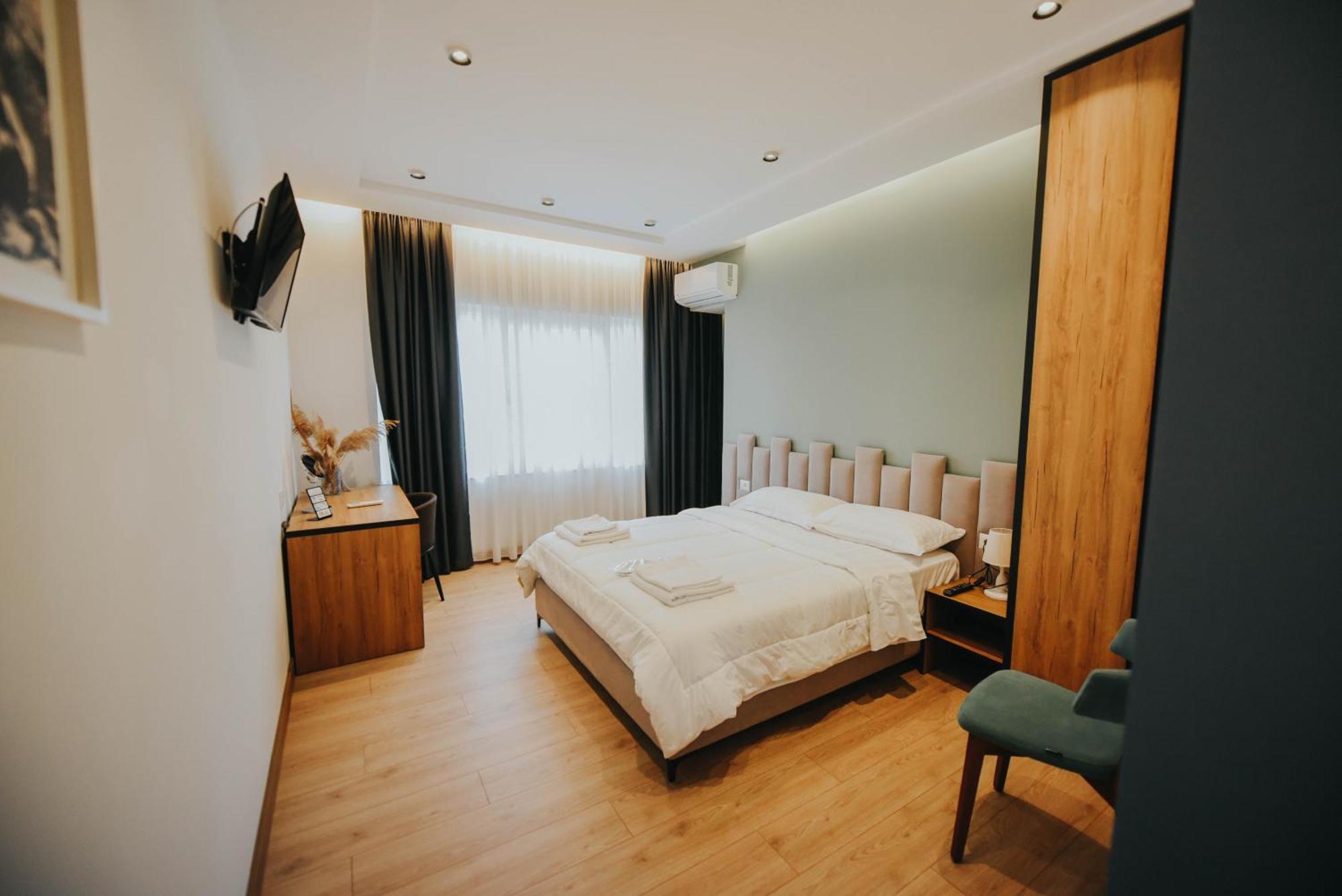 Hotel Blini Shkodër エクステリア 写真