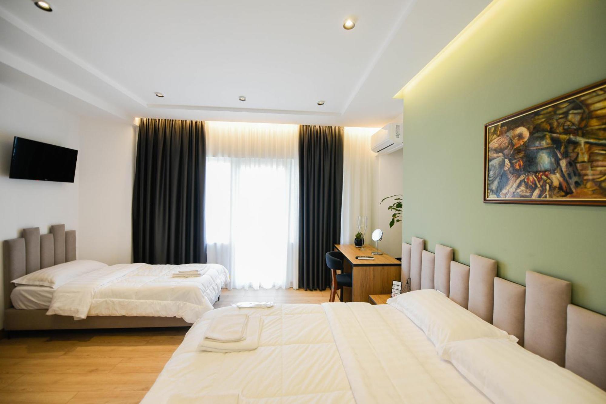 Hotel Blini Shkodër エクステリア 写真